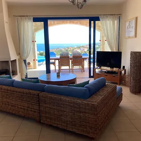 Thea,plaka With Sea & Mountain Views Villa Kambia