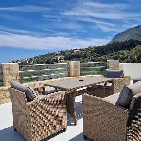 Thea,plaka With Sea & Mountain Views Kambia